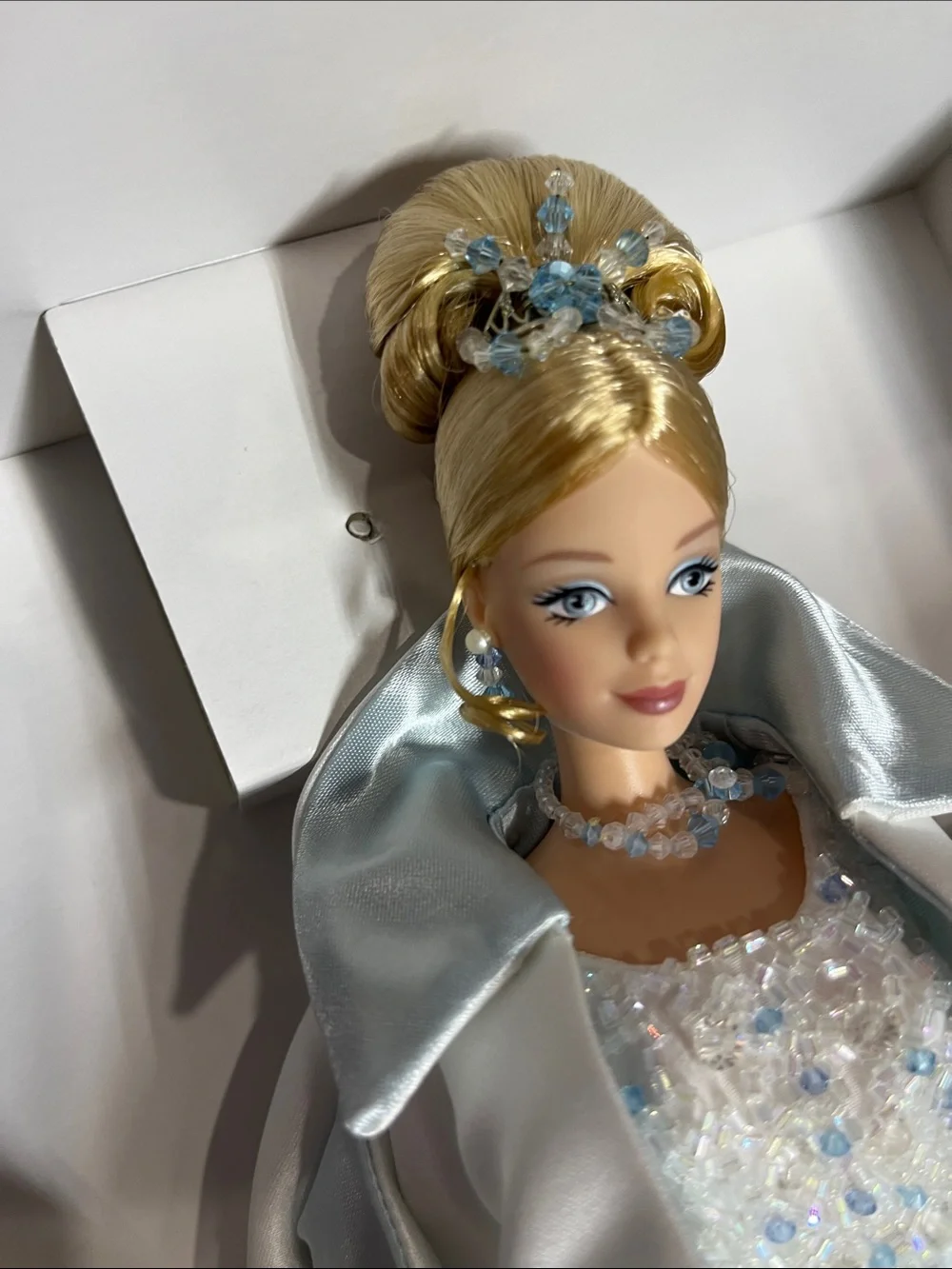 Mattel 1998 Crystal Jubilee Barbie Doll (#21923) Loose in box with stand